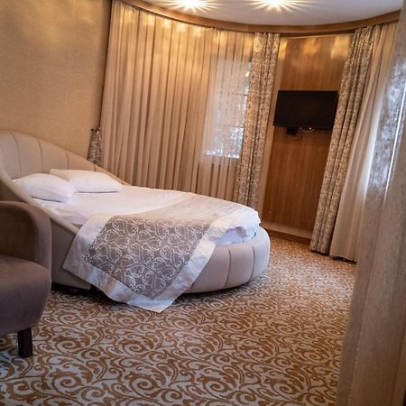 Cesmeli Konak Hotel 실리브리 외부 사진